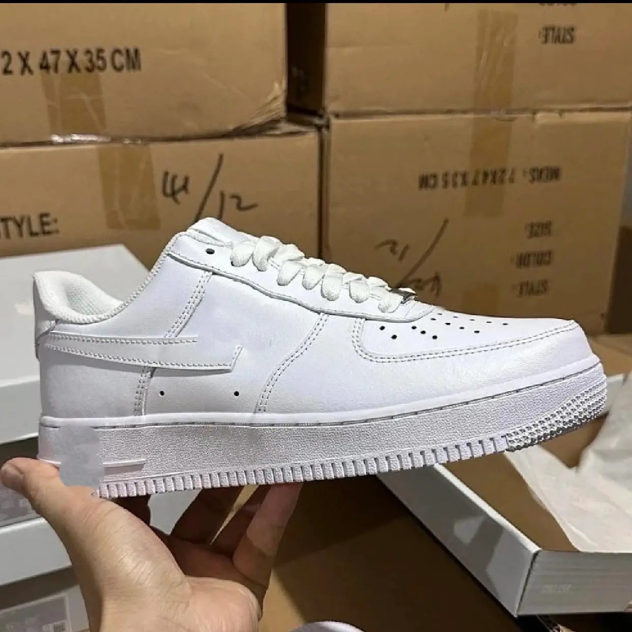 Nike Air Force 1 Triple White